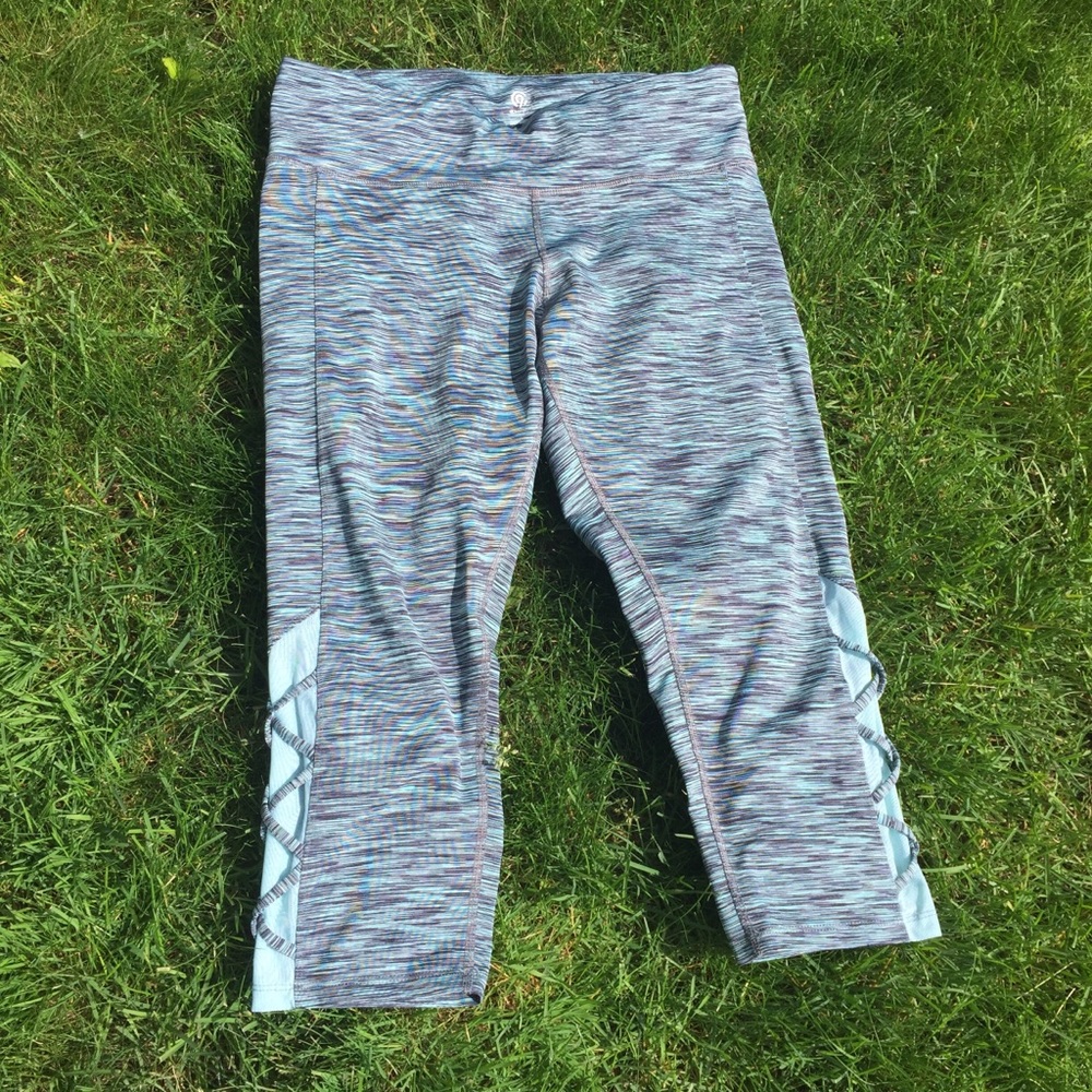 LIKE NEW✨✨ Light blue heather work out legging